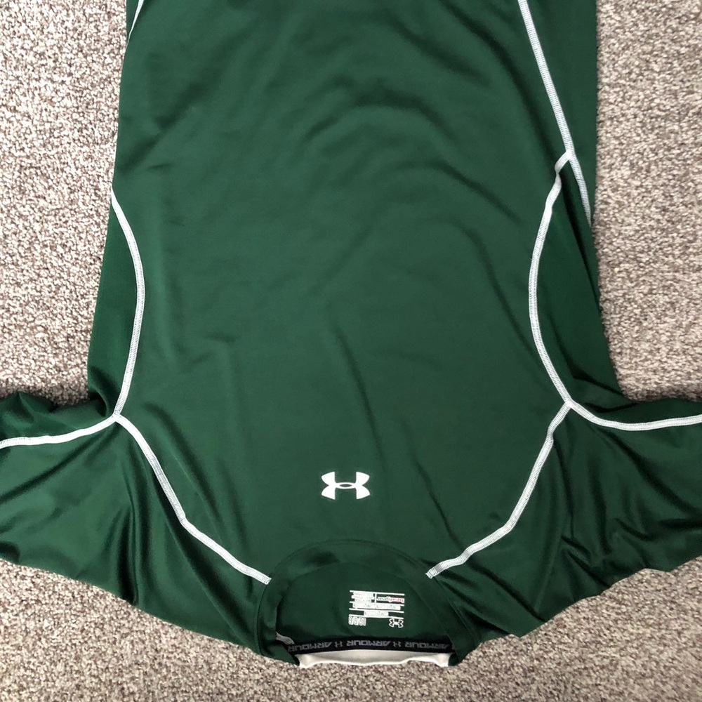 mens under armor tee shirt